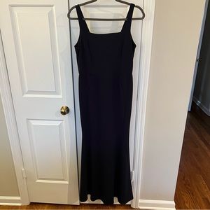 Windsor Navy Floor Length Dress Large